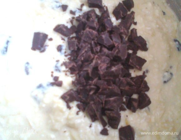 Вводим в остывшую творожную массу.