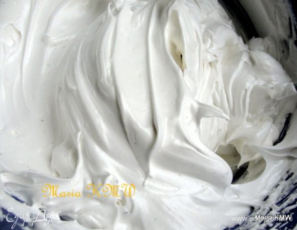 Получилась устойчивая, кремообразная масса.