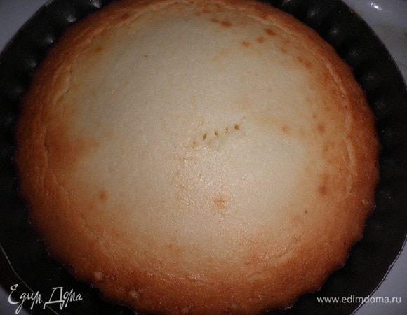 Выпекать 45-50 минут при температуре 180 градусов.