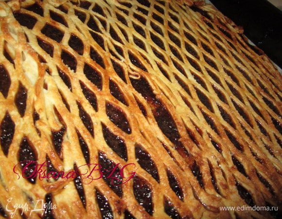 Выпекать 15-20 минут в духовке при температуре 180 градусов.