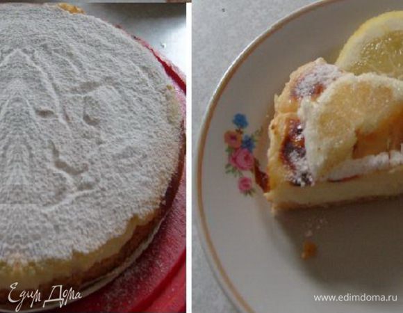 Готовый пирог посыпать сахарной пудрой.