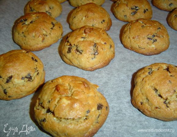 Выпекаем при температуре 180 гр. 12-15 минут.