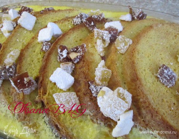 Запекать в духовке 20-25 минут при температуре 160-270 градусов. После выпечки по желанию украсить цукатами или просто присыпать пудрой.