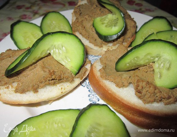 Паштет готов! Можно готовить бутерброды!