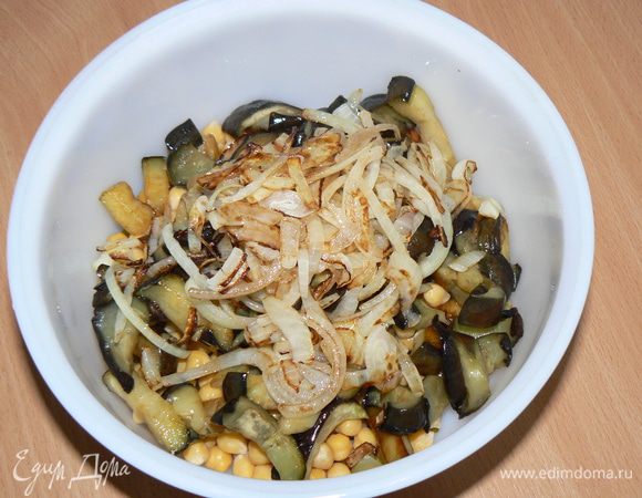 добавить обжаренный лук