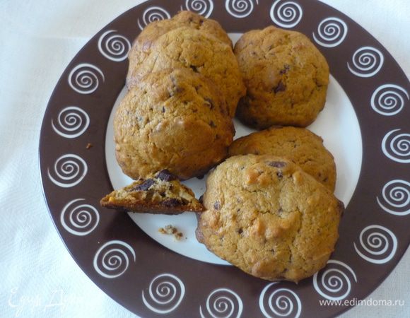 А теперь можно пробовать... Очень вкусное, с нежно-хрустящими краешками...