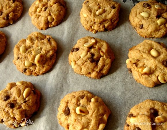 Выпекать печенье 15 минут при t 180*С,остудить в выключенной духовке.Приятного аппетита!