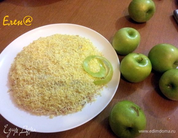 Салату дать пропитаться. 
Салат очень вкусный. Попробуйте и я больше чем уверена, кто делал такой салат с рисом, картошкой, захотят сделать именно так, как я вам предложила. Приятного аппетита!!!