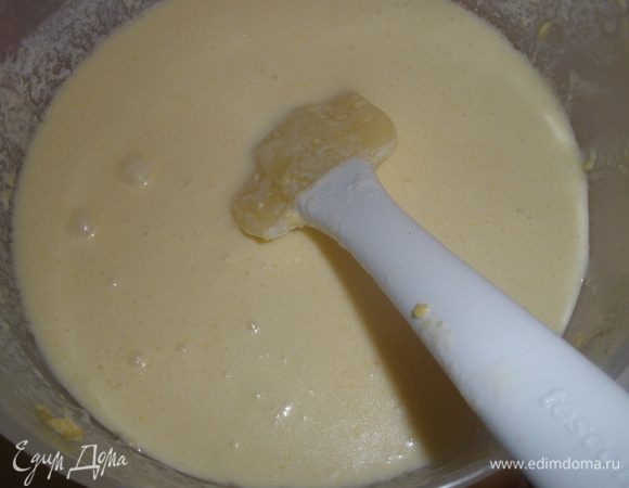 Получается вот такая масса, очень красивого светло-лимонного цвета. 