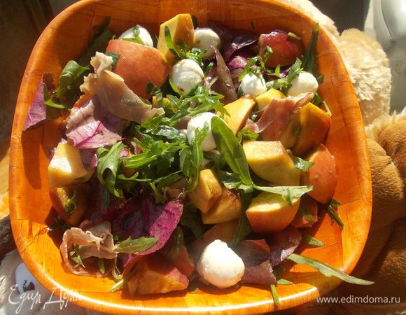 аккуратно перемешать и подавать к столу.