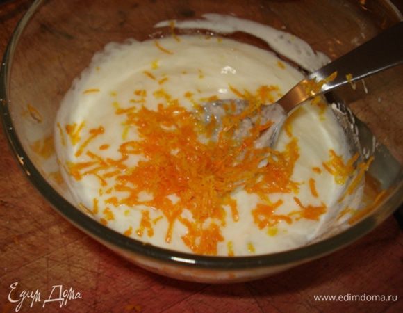 Кокосовый крем:

Желатин замочить в холoдной воде.
Йогурт смешать с сах. пудрой и цедрой.