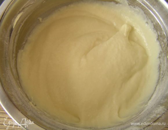 по консистенции как сметана.