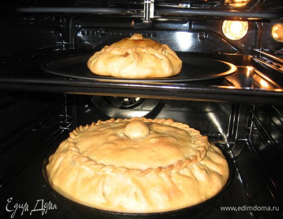 После того, как треугольники будут готовы, не забудьте переставить маленький элеш на верхний уровень. Он там и подрумянится за остаток времени