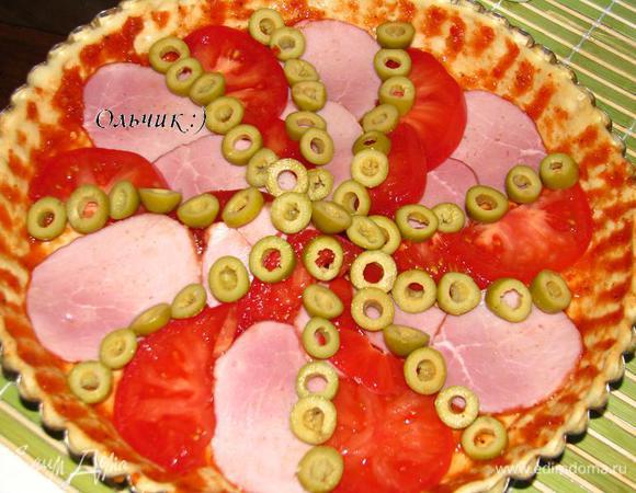 Добавляем оливки.