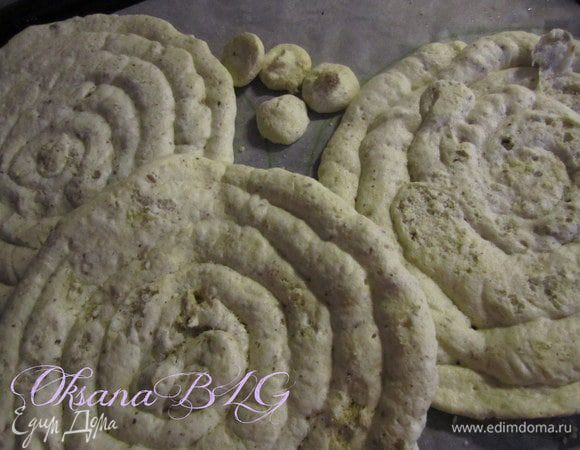 Готовый коржи охладить.