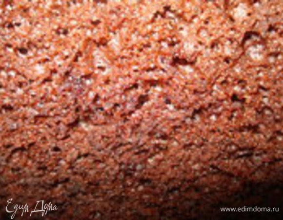 Разогреть духовку до температуры 160 градусов. Смазать форму диаметром 24 см маслом (я брала другую, но в исходном рецепте 24 см). Вылить тесто в форму, поставить в духовку на 30-50 минут (зависит от духовки) .готовность проверяем спичкой. Смелей открываем, бисквит не опадет!!!