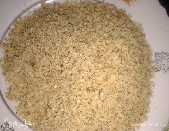 орехи измельчить и добавить в полученное тесто,осторожно перемешать