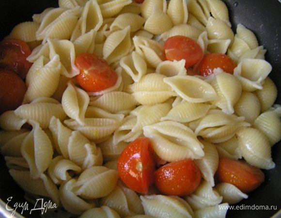 прогреть 1-2 минуты и снять с огня.