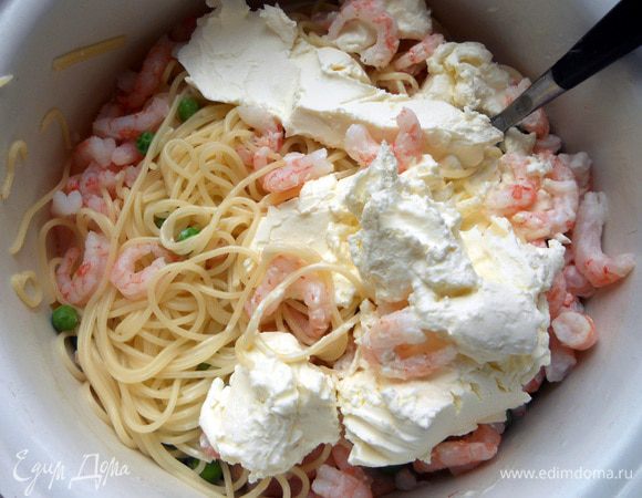 Вмешать маскарпоне.