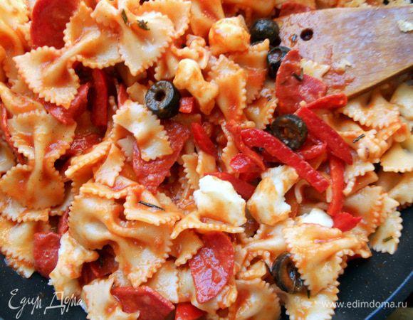 Добавить моцареллу.