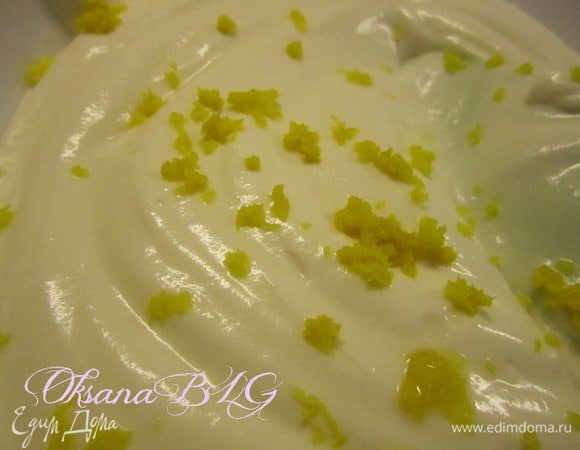 В третью мелко потертую цедру.