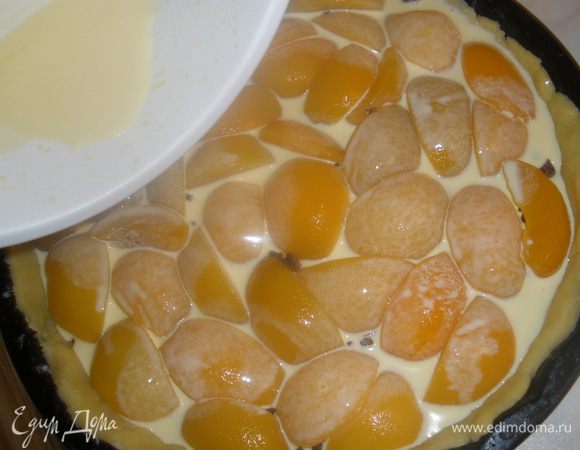 Залить все кремом. 