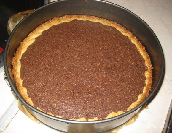 Выкладываем сверху франжипан и запекаем при темп.180 гр. 35-40 минут.
Полностью остужаем.