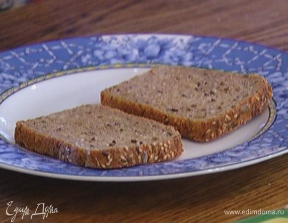 Хлеб подсушить в тостере.