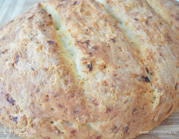 Не бойтесь печь хлеб! Это не сложно, а работать с тестом очень приятно, лично мне успокаивает нервы, а результат всегда поднимает настроение, ведь благодаря хлебу в наших домах становится тепло и уютно!