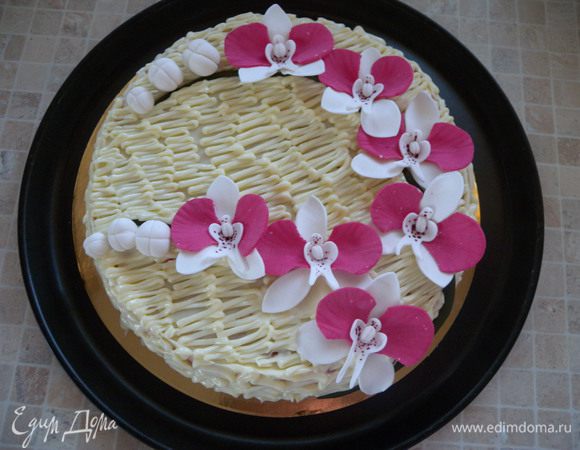 Уложить цветы...