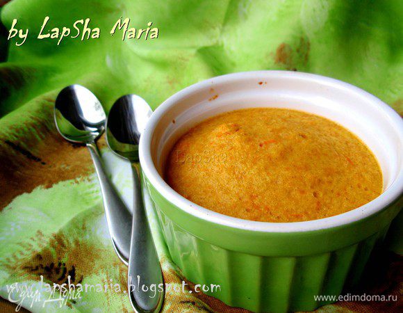 Ставим в духовку на 25-30 минут при температуре 180С. Суфле должно подняться, а после того как вы его вытащите оно немного опадет в течении трех минут, так что не пугайтесь. 