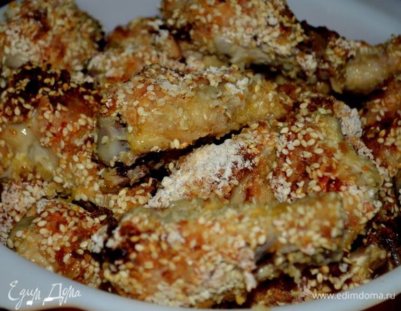 Подавать горячими по желанию с острым соусом.