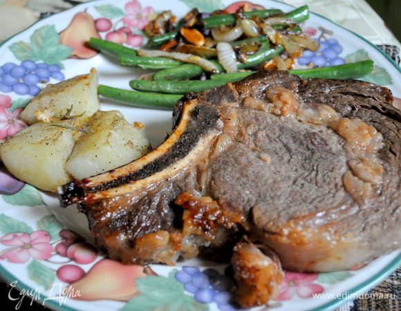 Подавать с картофелем готовым.