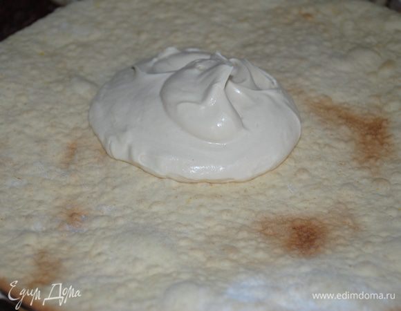 Перемазать все коржи