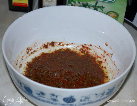 Все ингридиенты маринада смешать.