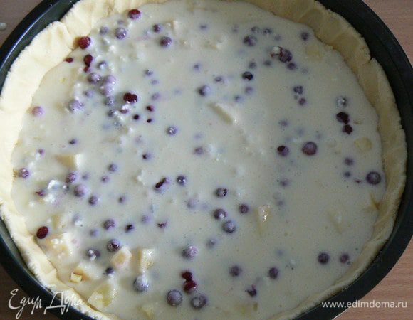 залейте творожной заливкой