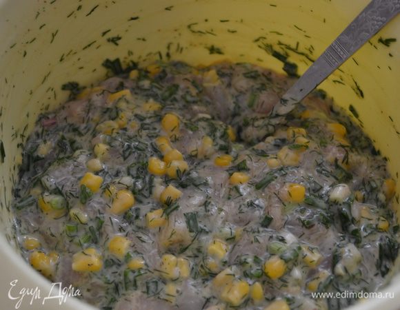 Затем добавляем все остальные ингредиенты, и хорошо перемешиваем