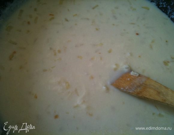 Уваривать до растворения сыра...
