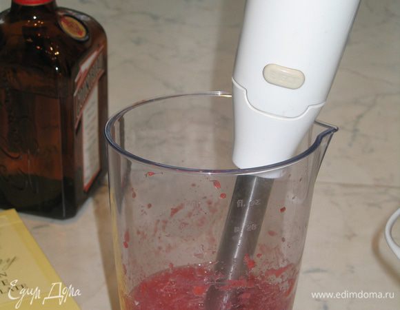 Клубнику пюрировать