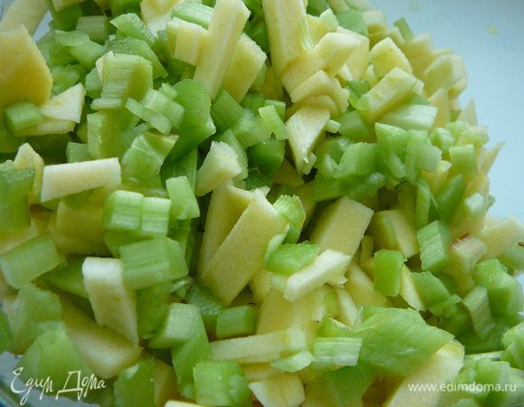 Нарезать кубиками.