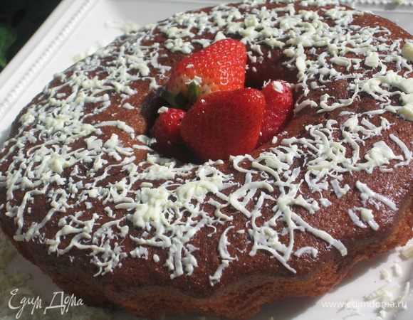 Сверху посыпать тертым шоколадом. Пробуйте и наслаждайтесь...