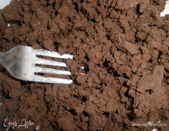 Сырки размять вилкой. 