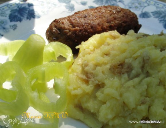 Подаем с любимыми люля-кебаб или котлетками, семгой. 
Приятного аппетита!