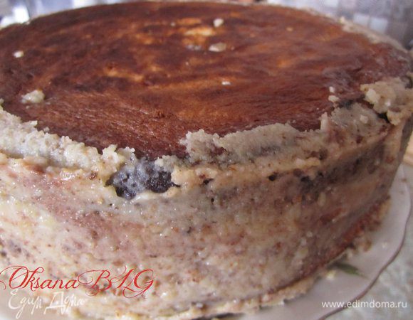 Торт достать из формы.