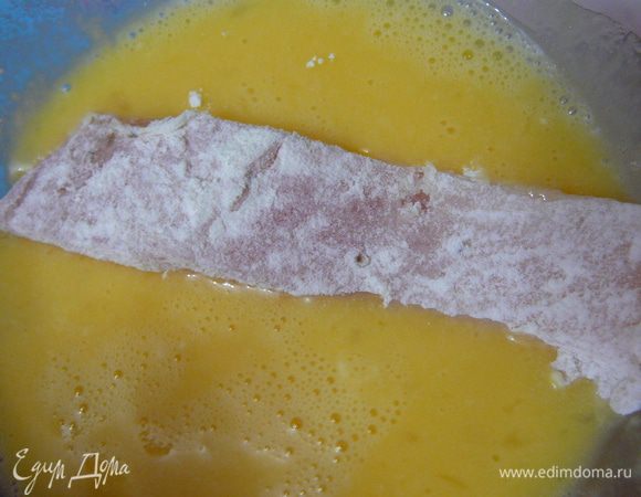 Затем в яйце...