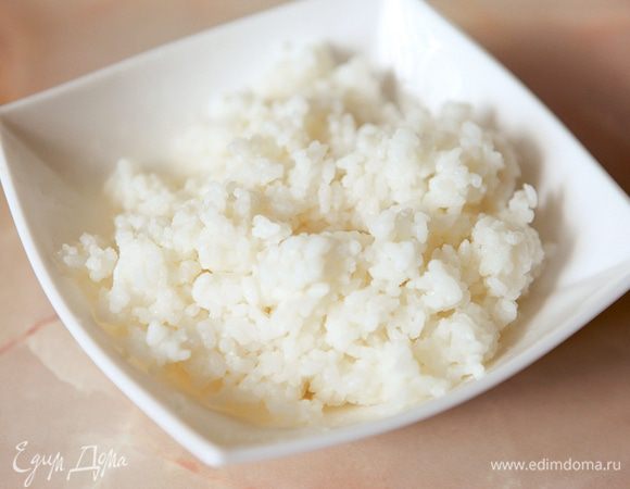 Отварить рис.Охладить