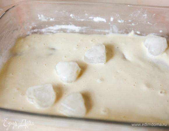 Для приготовления кляра: смешать все ингредиенты в длинной форме.