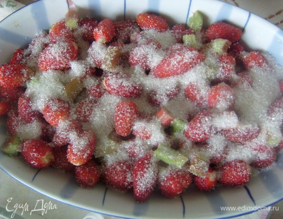 Присыпать сахаром (2 ст.л.)