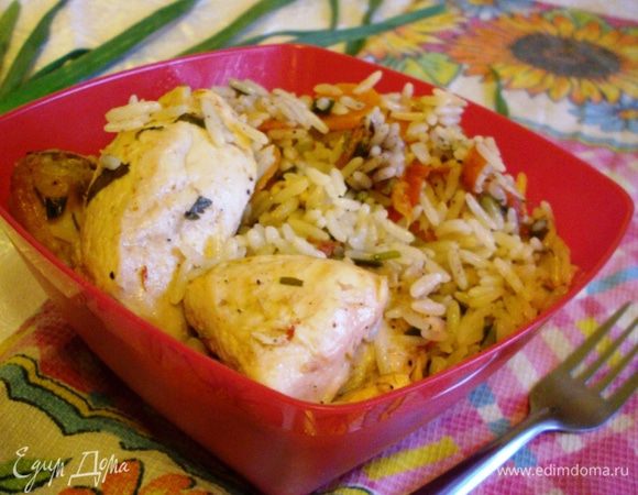 Подаем горячим, можно с каким-либо соусом по вкусу. Мне нравится со сметаной.