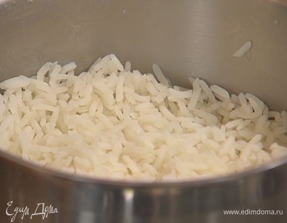 Рис отварить до готовности.